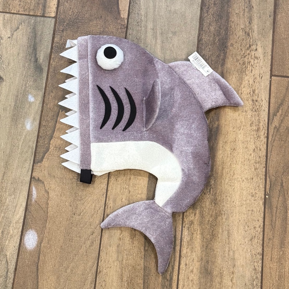 Felt Shark Head